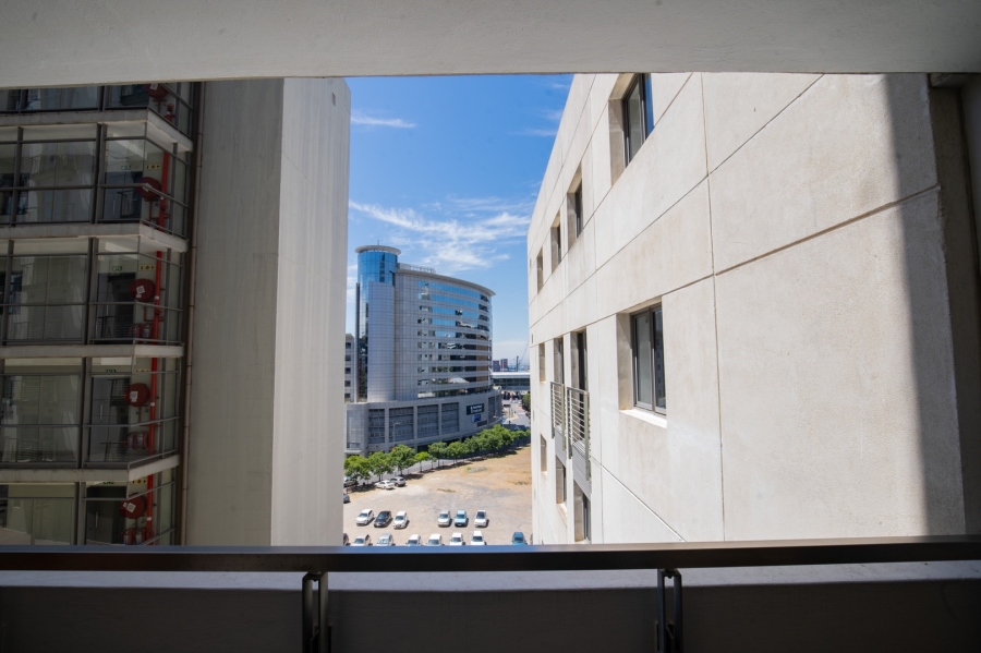 1 Bedroom Property for Sale in Foreshore Western Cape